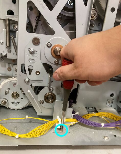 File:Shock Absorber-06.jpg